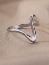 1 pieza Anillo de acero inoxidable simple con patrón de onda